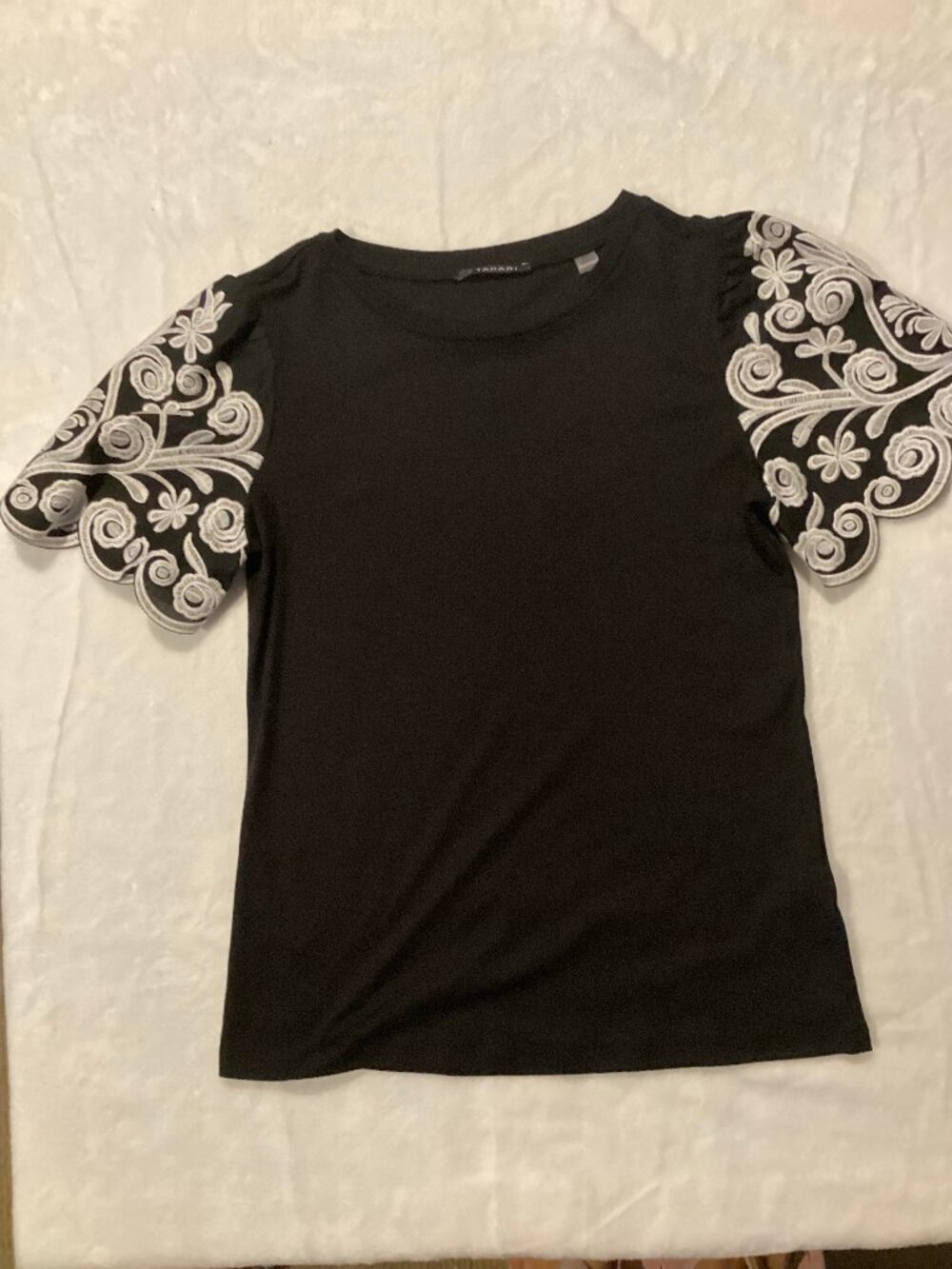 Tahari Black White Embroidered Sleeve Top Women's Small